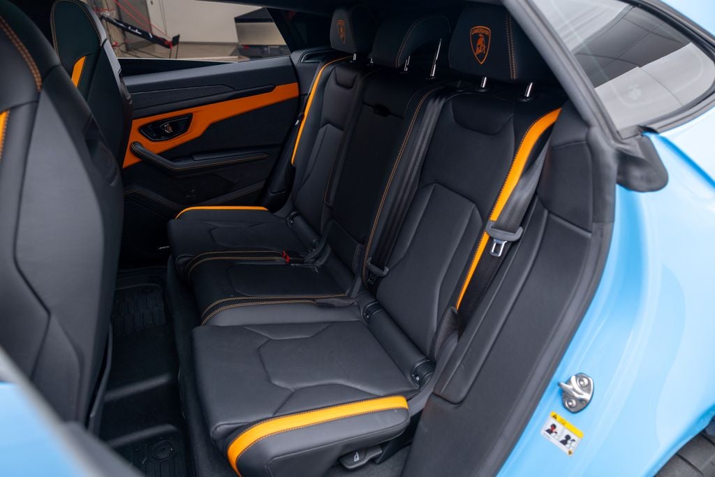 2025 Lamborghini Urus SE