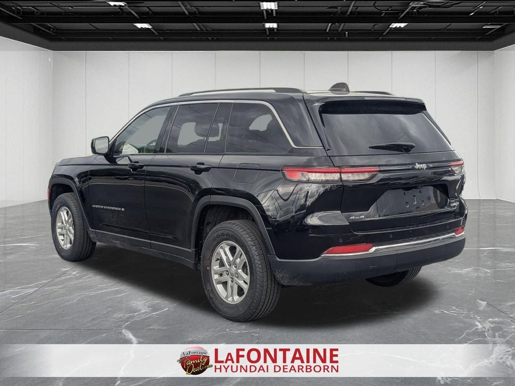 2023 Jeep Grand Cherokee Laredo