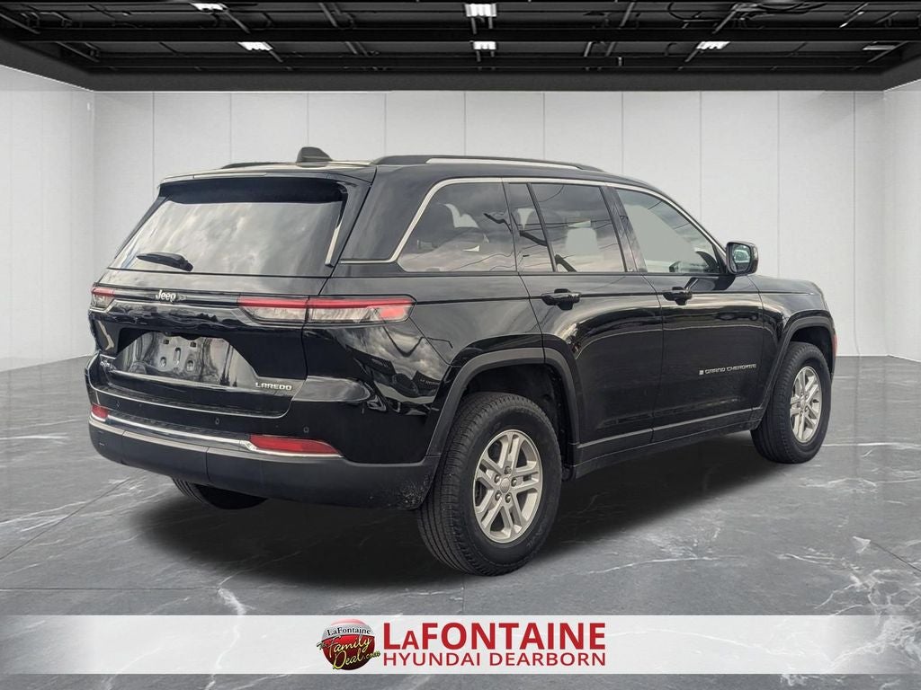 2023 Jeep Grand Cherokee Laredo