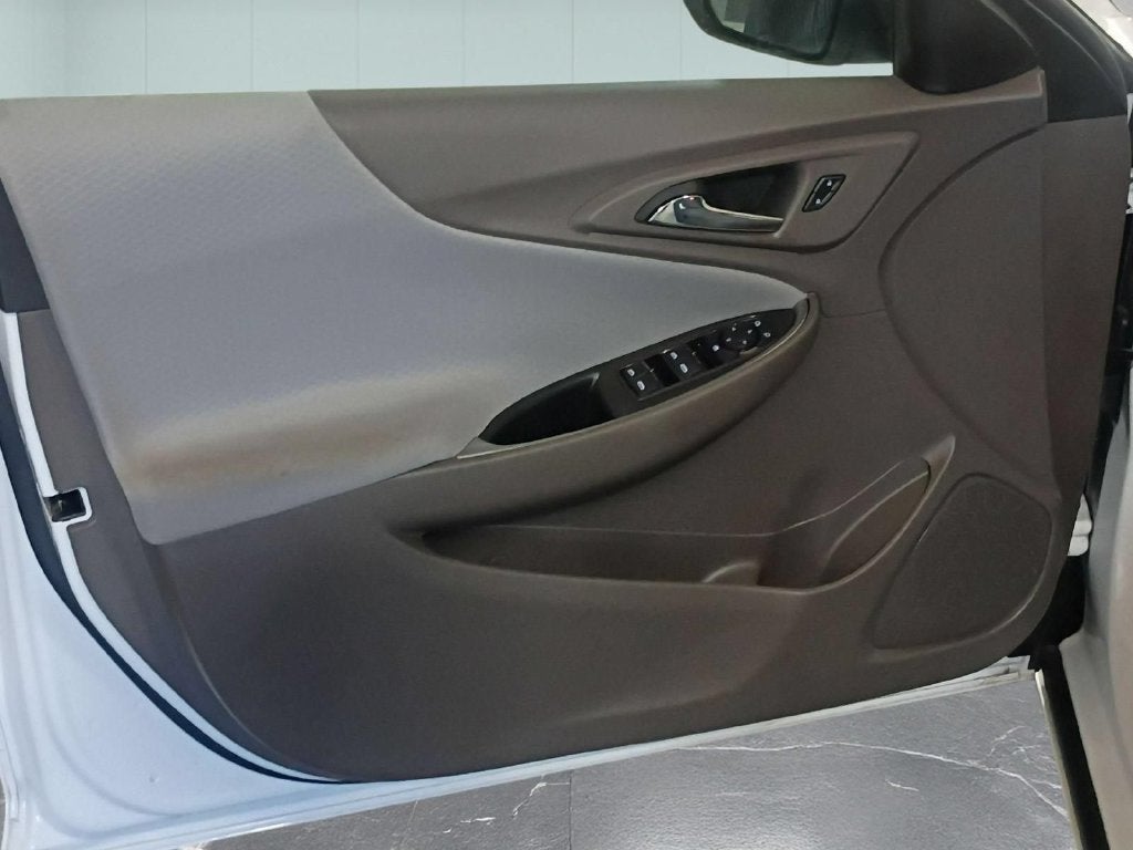 2023 Chevrolet Malibu LS