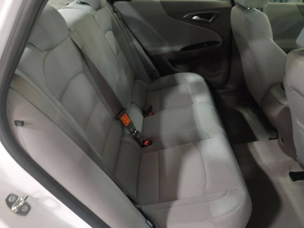 2023 Chevrolet Malibu LS