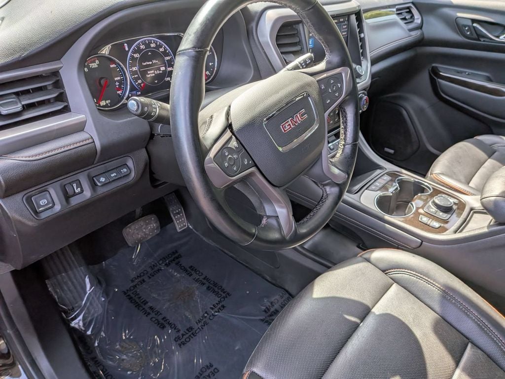 2023 GMC Acadia AT4