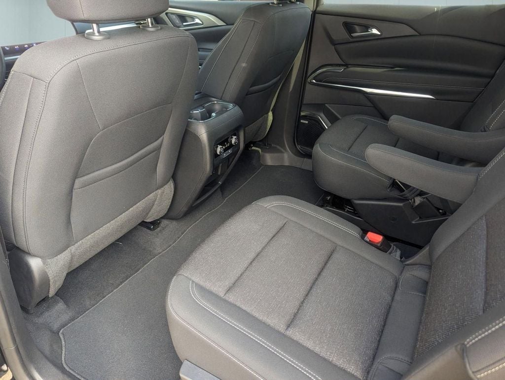 2024 Chevrolet Traverse FWD LT