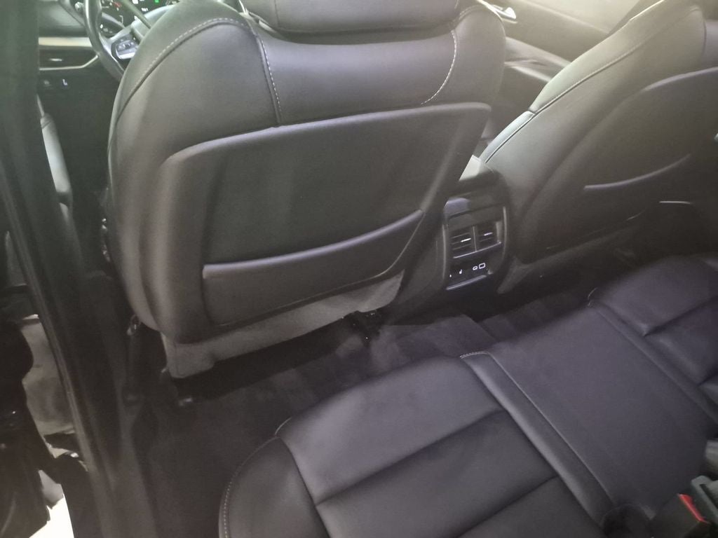 2021 Cadillac XT4 AWD Premium Luxury