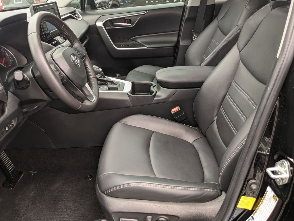 2022 Toyota RAV4 XLE Premium