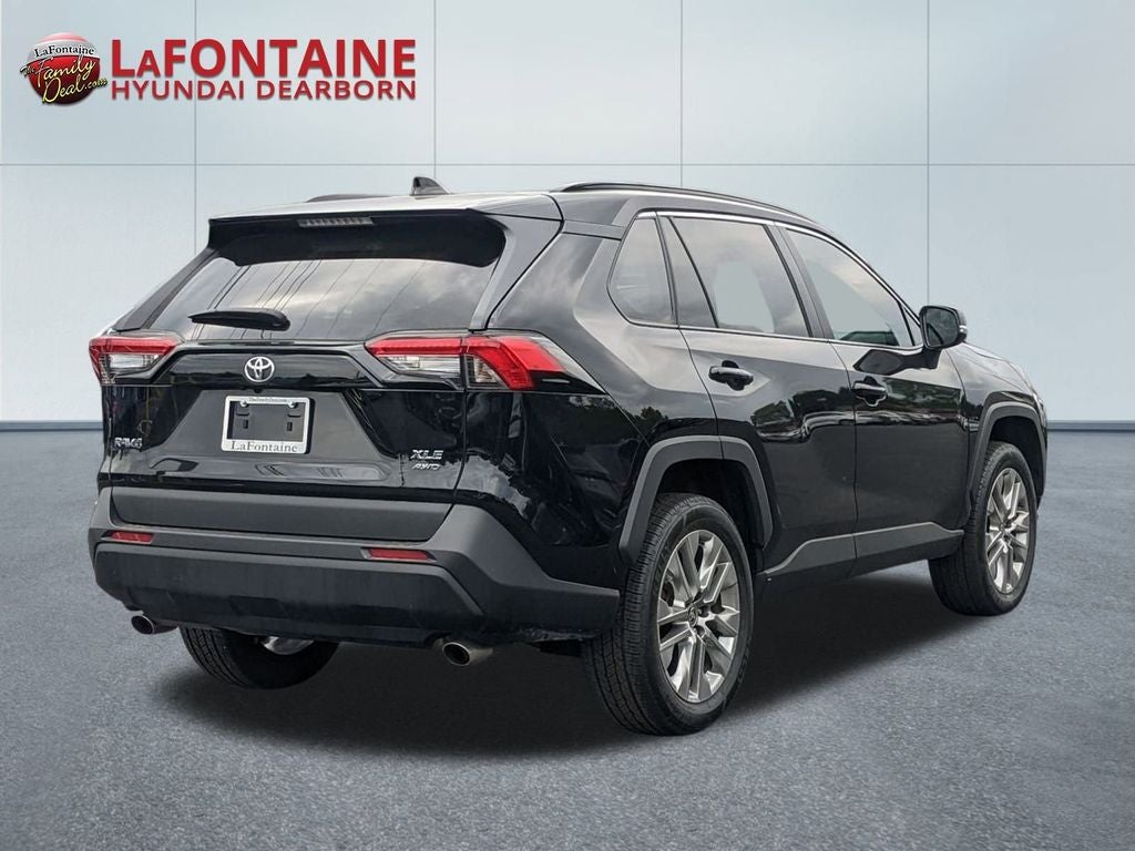 2022 Toyota RAV4 XLE Premium