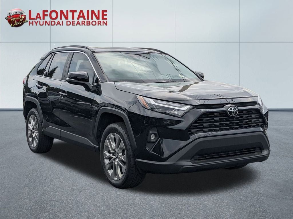 2022 Toyota RAV4 XLE Premium