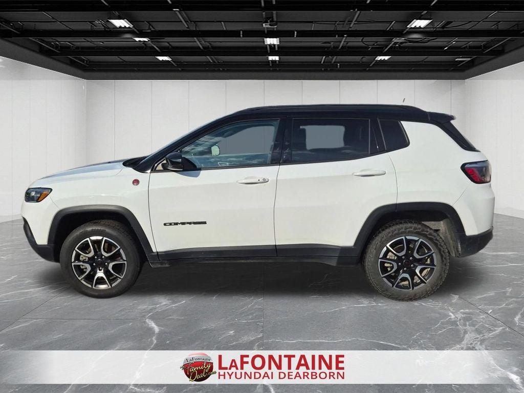 2025 Jeep Compass Trailhawk