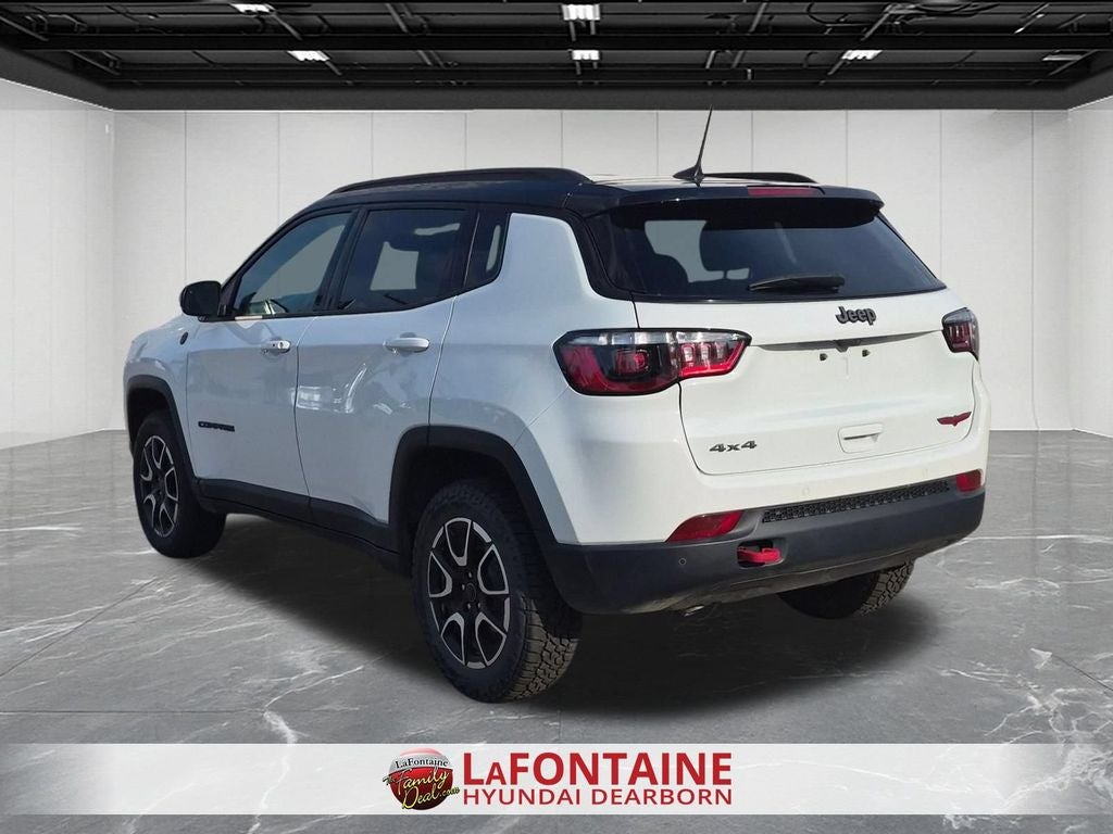 2025 Jeep Compass Trailhawk