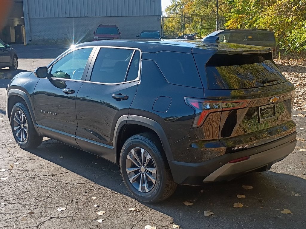 2026 Chevrolet Equinox FWD LT