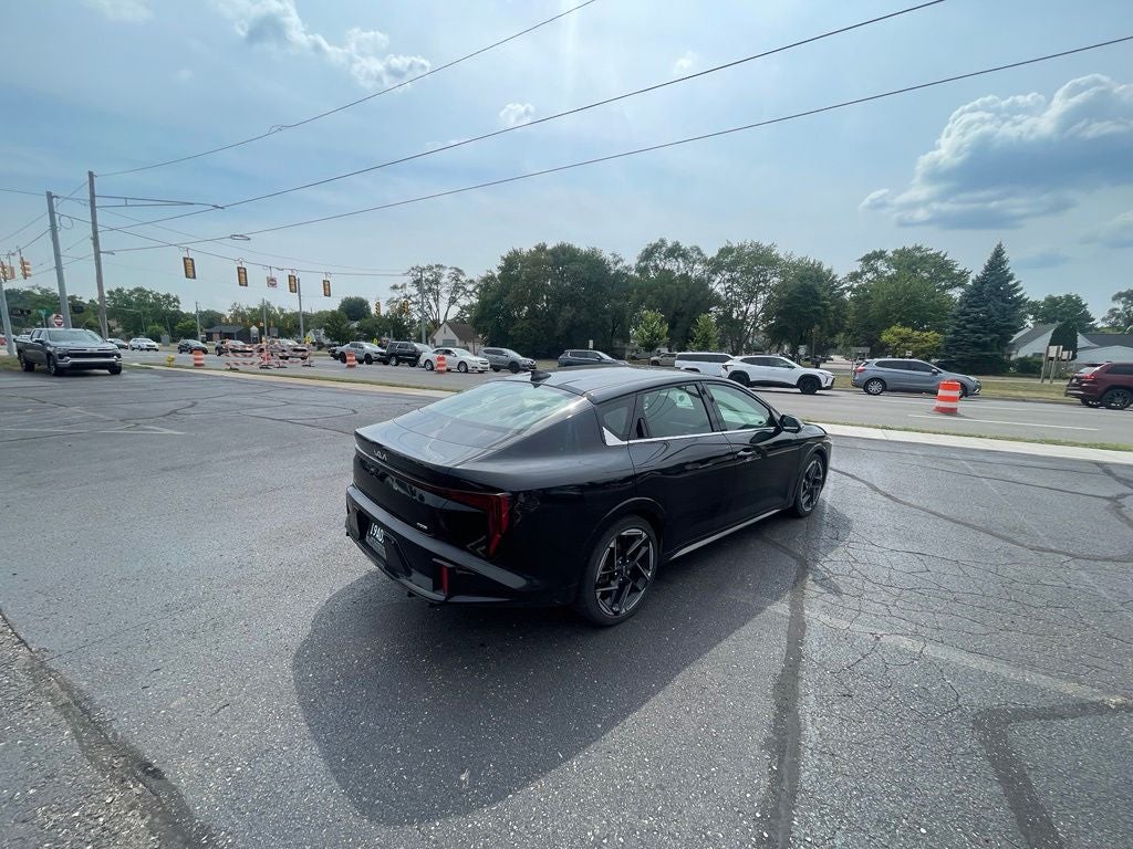 2025 Kia K4 GT-Line