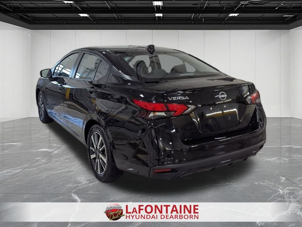 2025 Nissan Versa SV