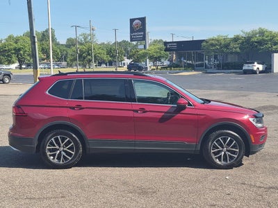 2019 Volkswagen Tiguan SE