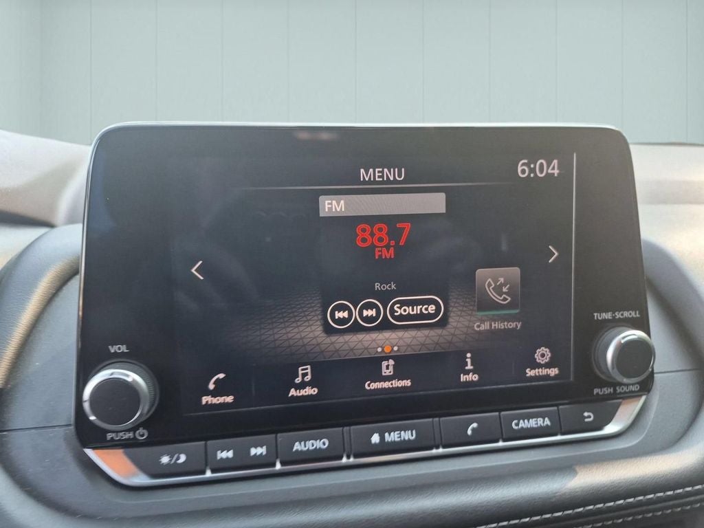 2022 Nissan Rogue S