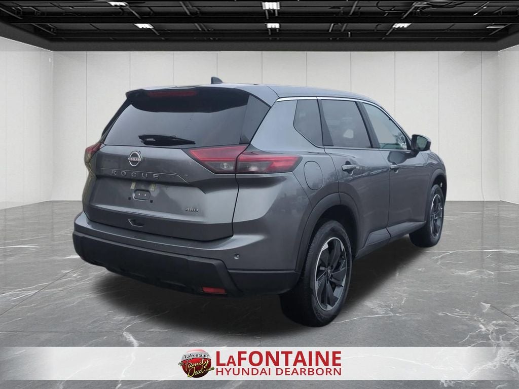 2025 Nissan Rogue SV