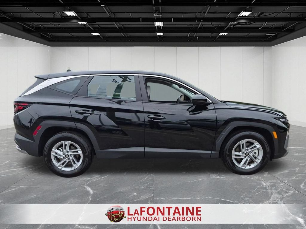 2025 Hyundai Tucson SE