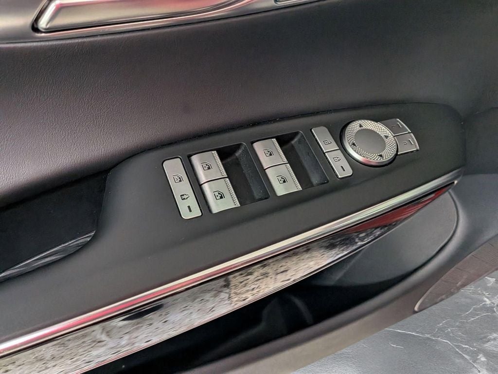 2025 Genesis GV70 2.5T