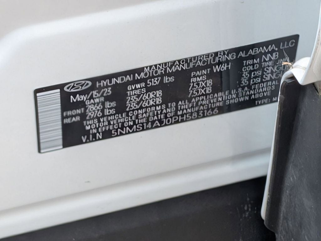 2023 Hyundai Santa Fe SE