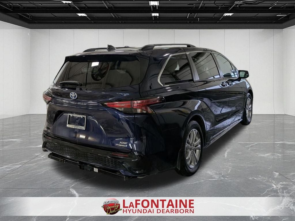 2021 Toyota Sienna XSE