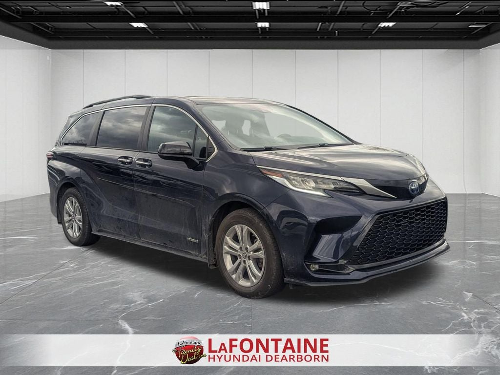 2021 Toyota Sienna XSE