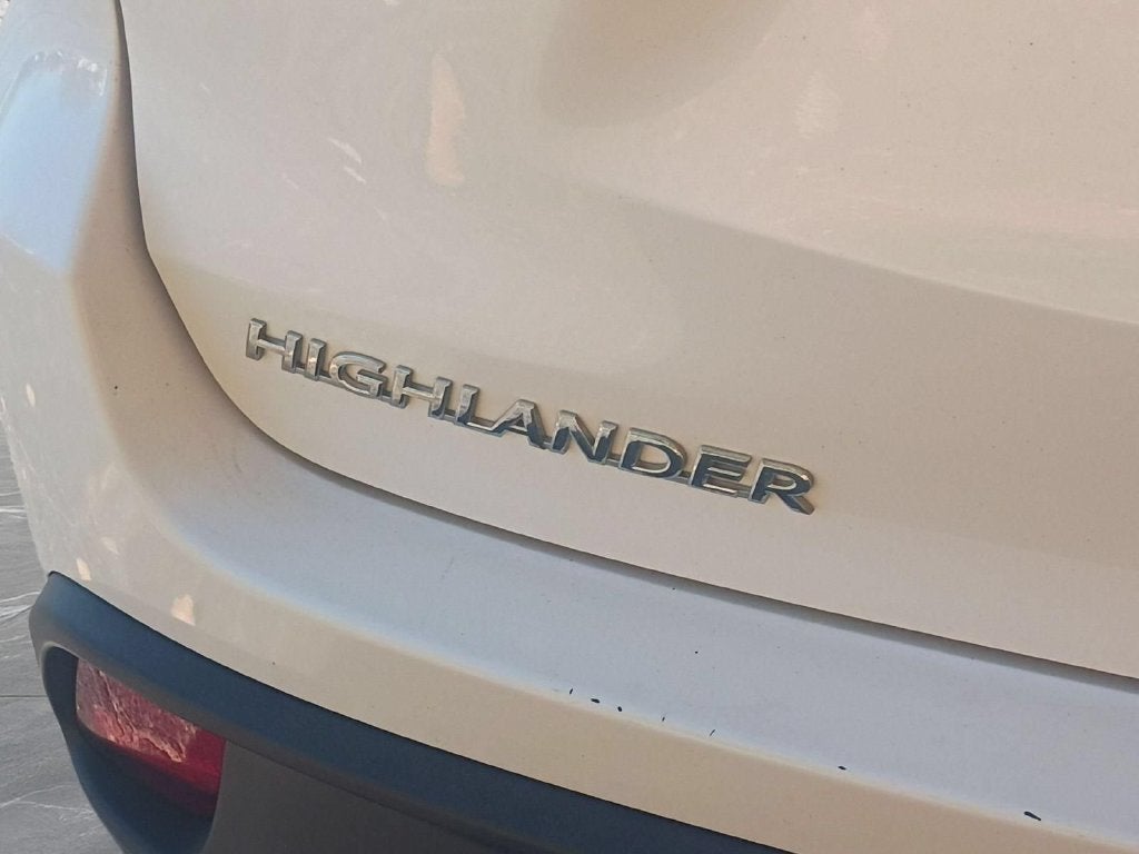 2018 Toyota Highlander LE