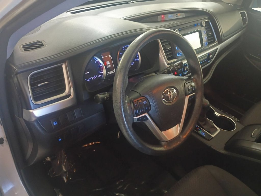 2018 Toyota Highlander LE