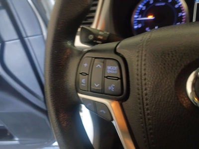 2018 Toyota Highlander LE