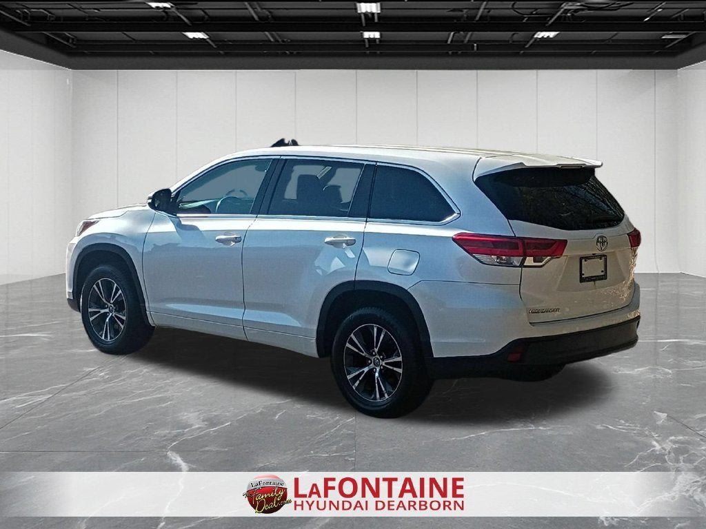 2018 Toyota Highlander LE