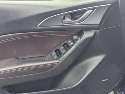 2017 Mazda Mazda3 5-Door Grand Touring