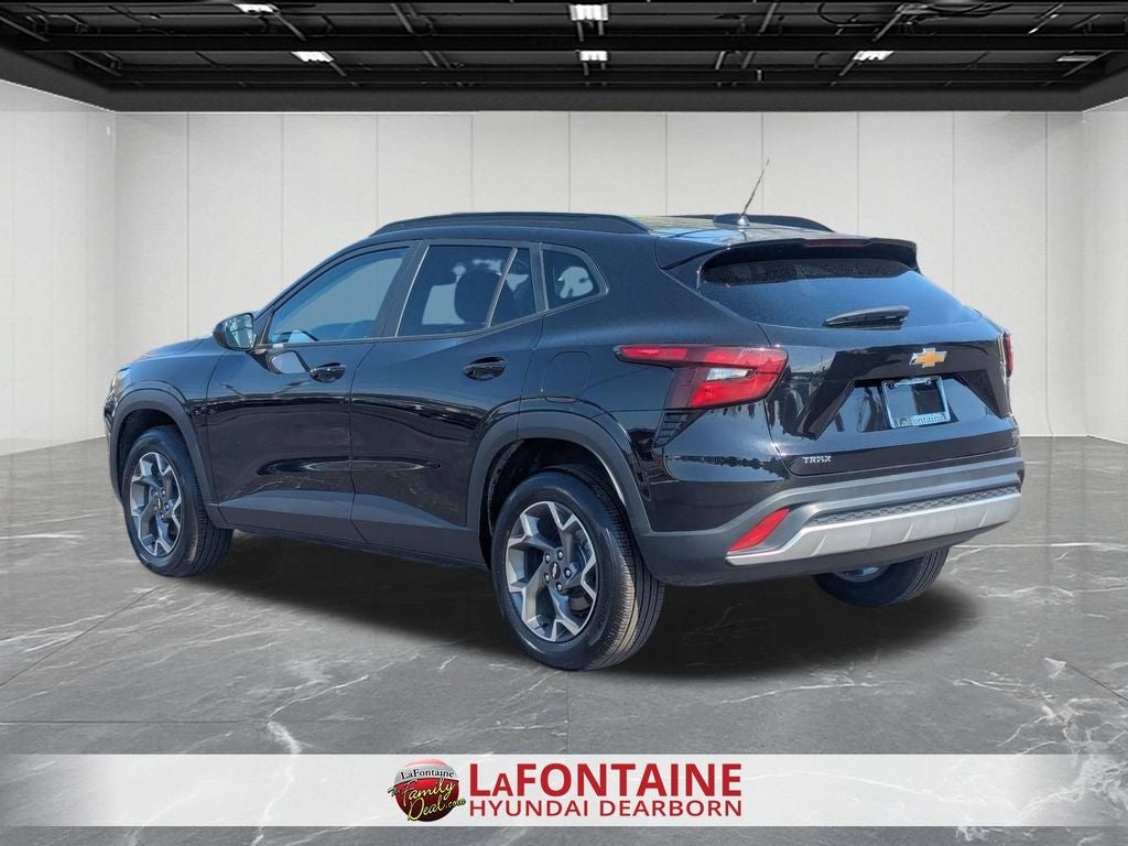 2025 Chevrolet Trax LT