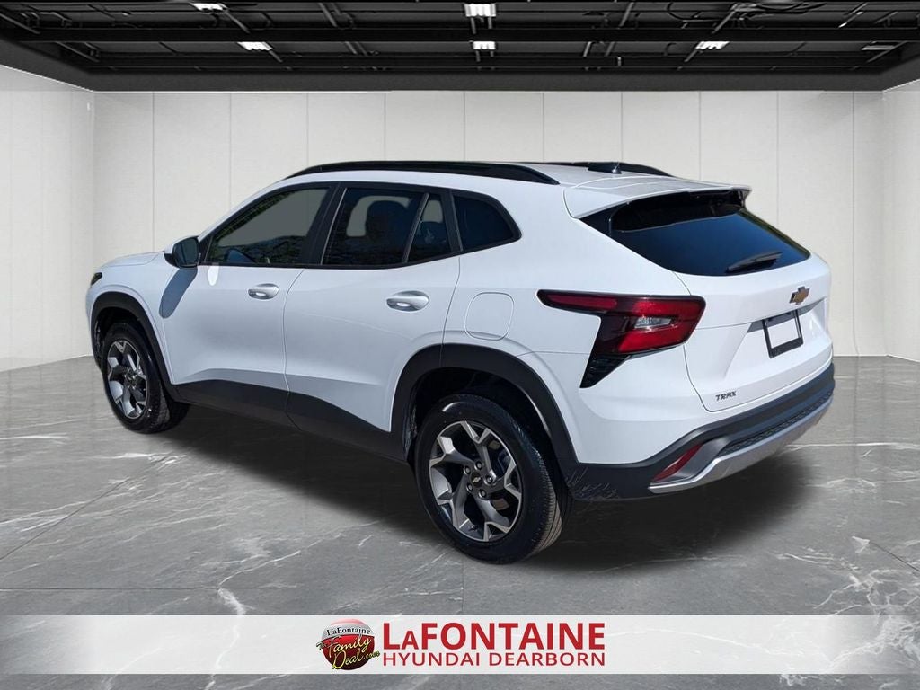 2025 Chevrolet Trax LT