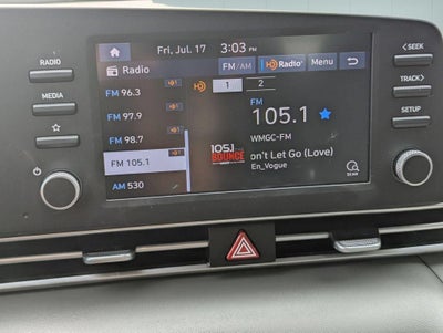 2023 Hyundai Elantra SE