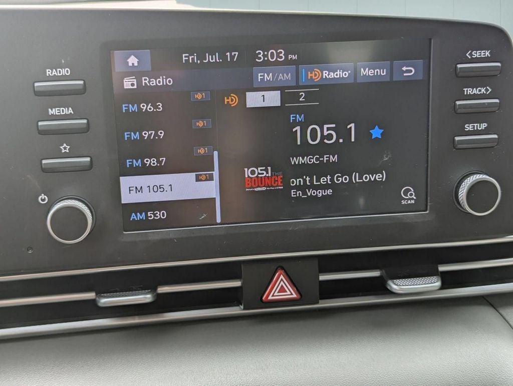 2023 Hyundai Elantra SE