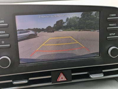 2023 Hyundai Elantra SE