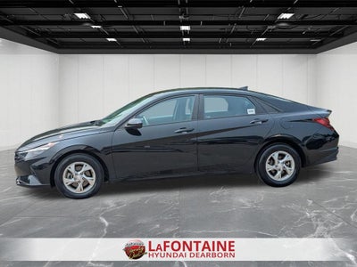 2023 Hyundai Elantra SE
