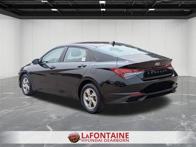 2023 Hyundai Elantra SE