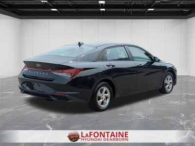 2023 Hyundai Elantra SE