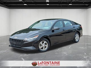 2023 Hyundai Elantra SE