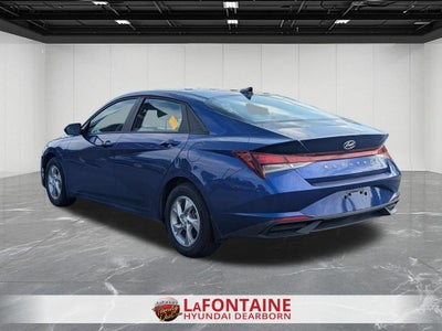 2023 Hyundai Elantra SE