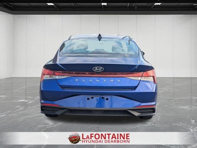 2023 Hyundai Elantra SE