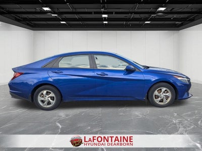 2023 Hyundai Elantra SE