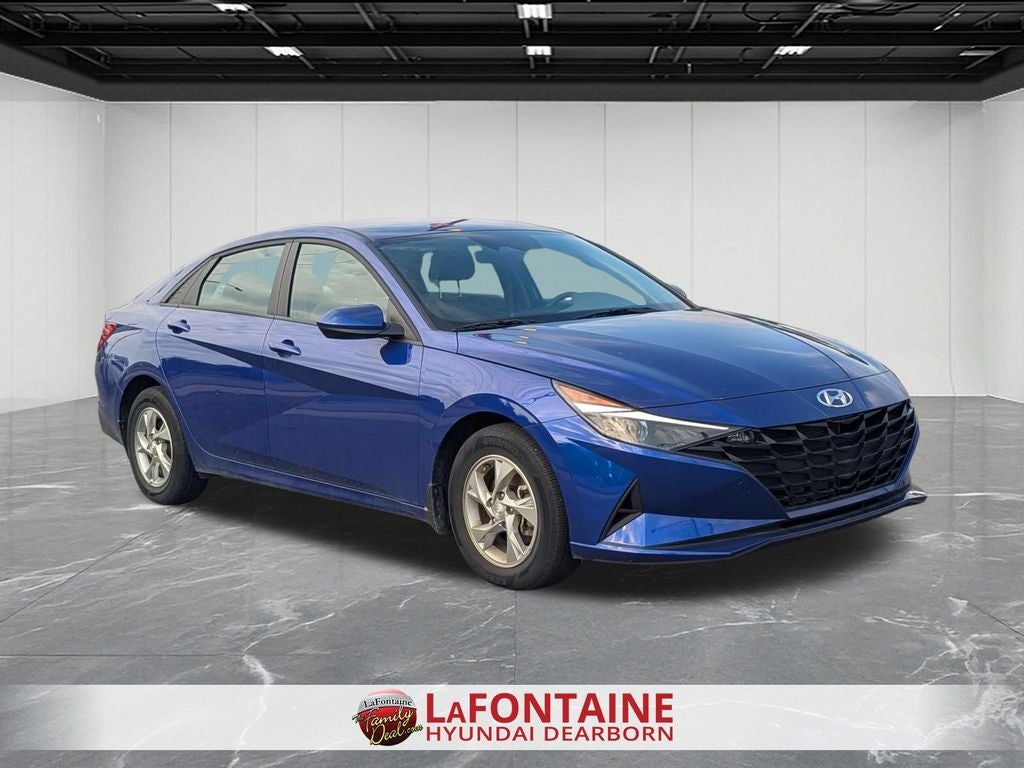 2023 Hyundai Elantra SE