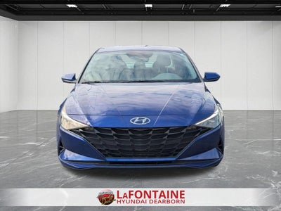 2023 Hyundai Elantra SE