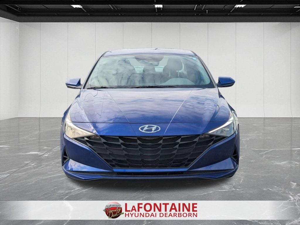 2023 Hyundai Elantra SE