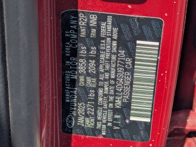 2025 Hyundai Elantra SE