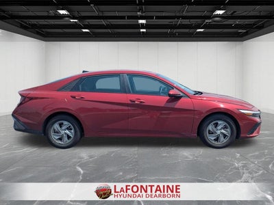 2025 Hyundai Elantra SE