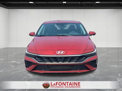 2025 Hyundai Elantra SE