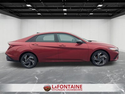 2025 Hyundai Elantra SEL Sport