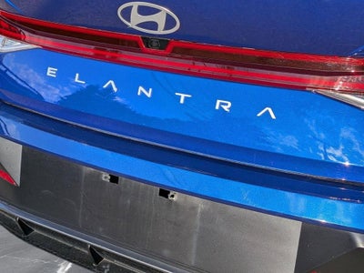 2025 Hyundai Elantra SEL Convenience