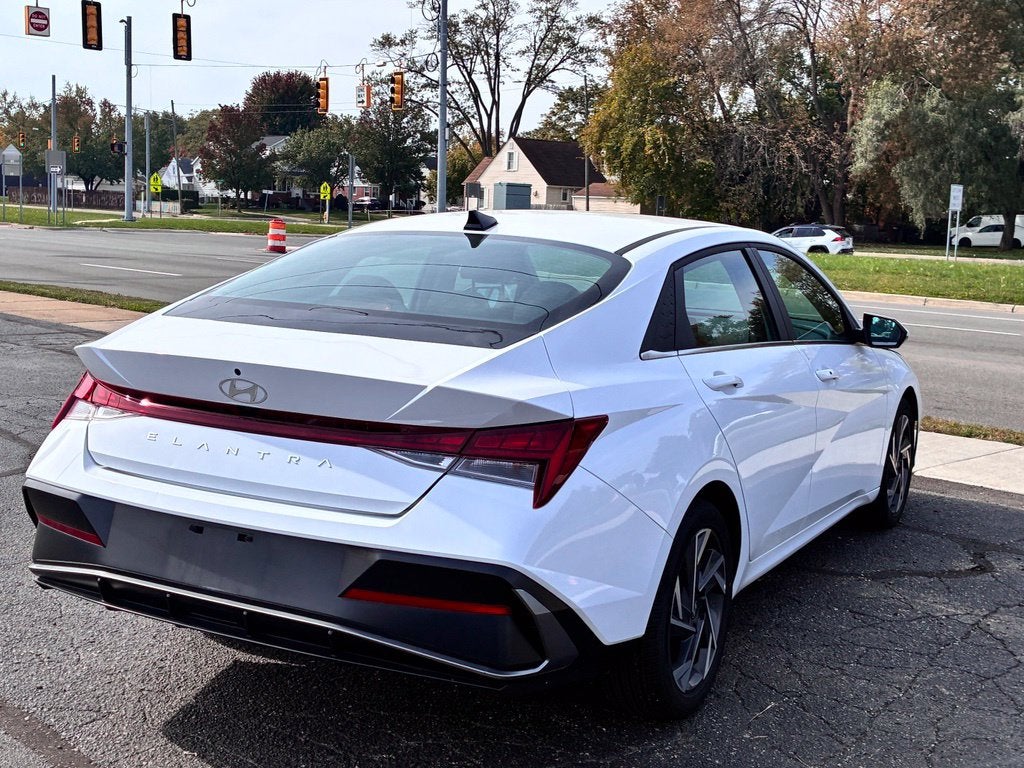 2025 Hyundai Elantra SEL Convenience